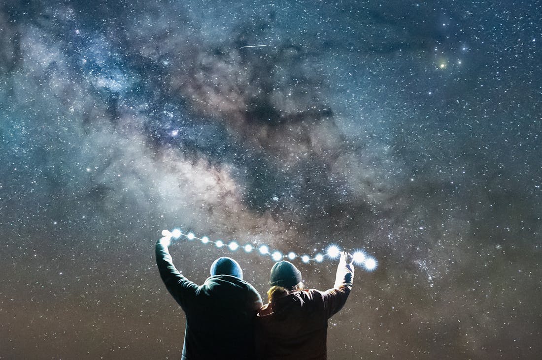 Mindful Living: Techniques for Balancing Work, Relationships, and Well-Being in a Busy World Image 3