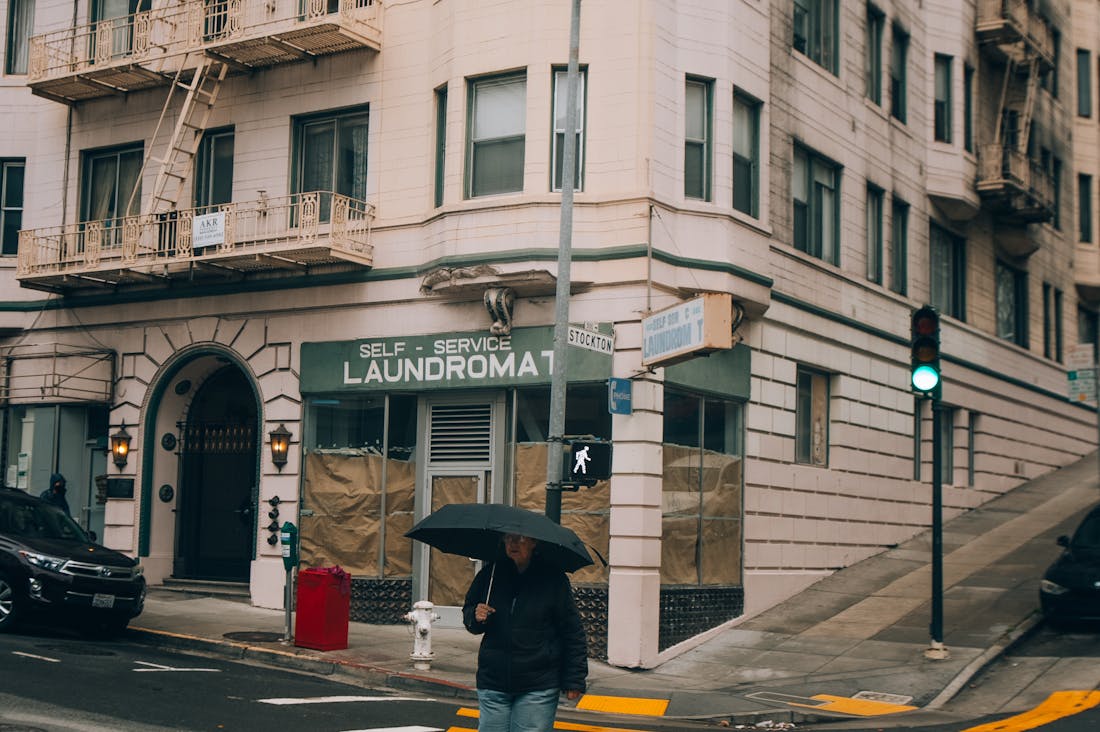 Modern Money Management: Smart Habits for Everyday Financial Success Image 3