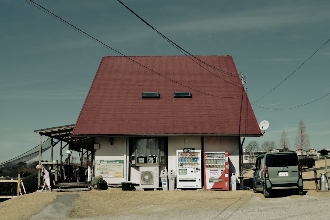 Must-Have Tech Gadgets for the Modern Traveler Image 2