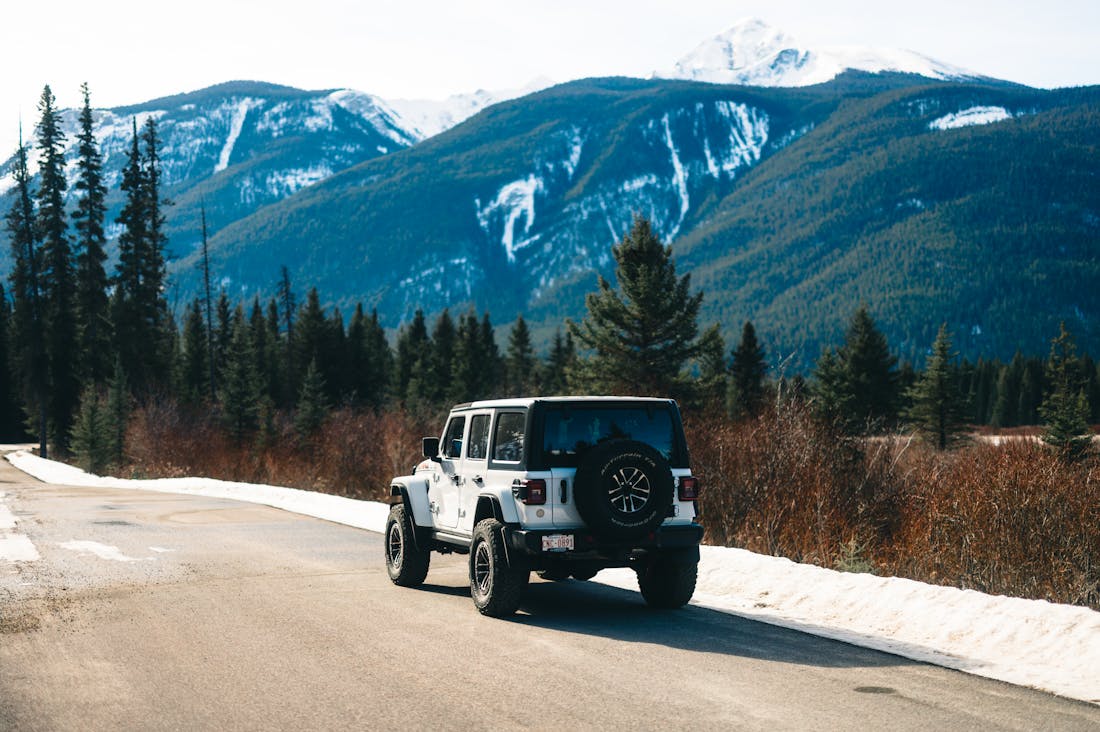 Navigating Auto Finances: Understanding Car Loans, Leasing, and Smart Budgeting Image 2
