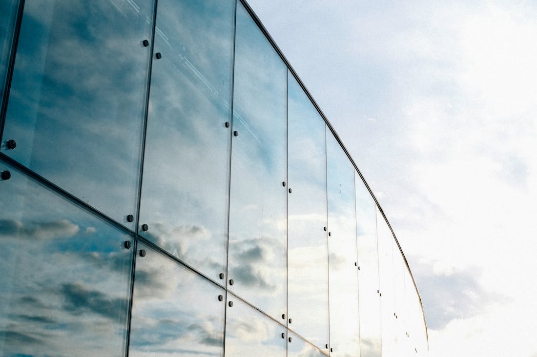 Navigating Finances in a Digital Age: Strategies for Financial Freedom Image 3