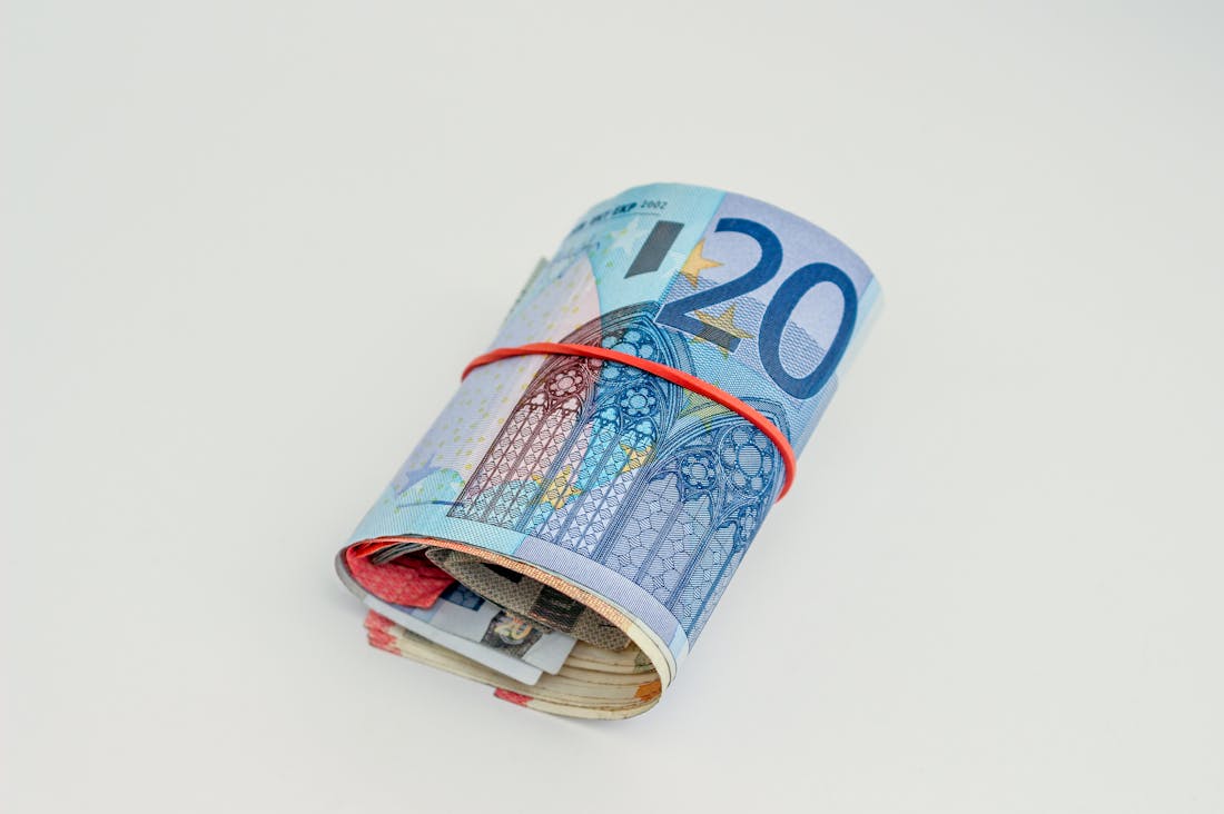 Navigating Financial Wellness: Tips for Building a Secure Future in Uncertain Times Image 2