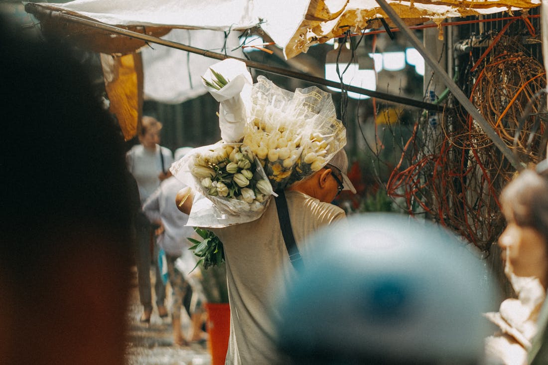 Navigating Global Wonders: A Comprehensive Guide to Meaningful Travel Experiences Image 2