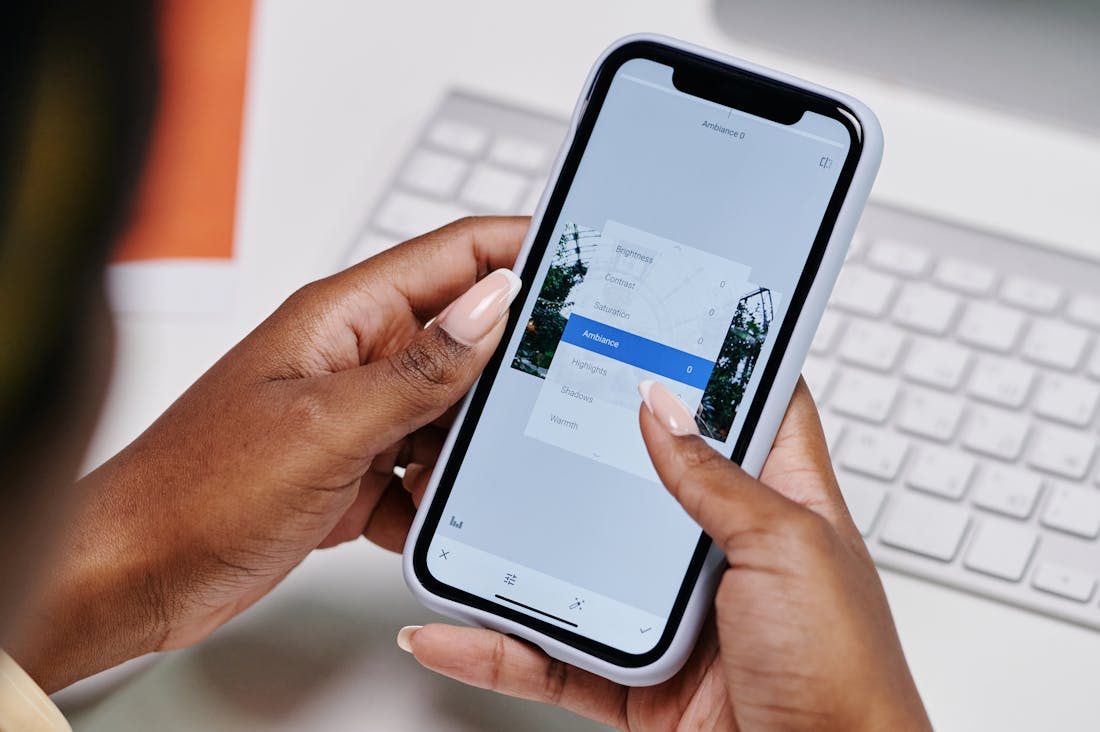 Navigating Technology’s Role in Everyday Life for Better Living Image 3
