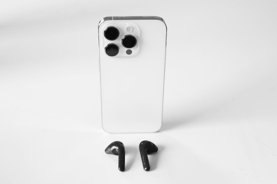 Navigating the Digital Landscape: Essential Tech Trends to Watch in 2024 for Every Consumer Image 1