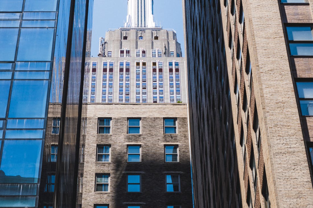 Navigating the Digital Landscape: How Tech Innovations Shape Modern Finance and Personal Wealth Image 1