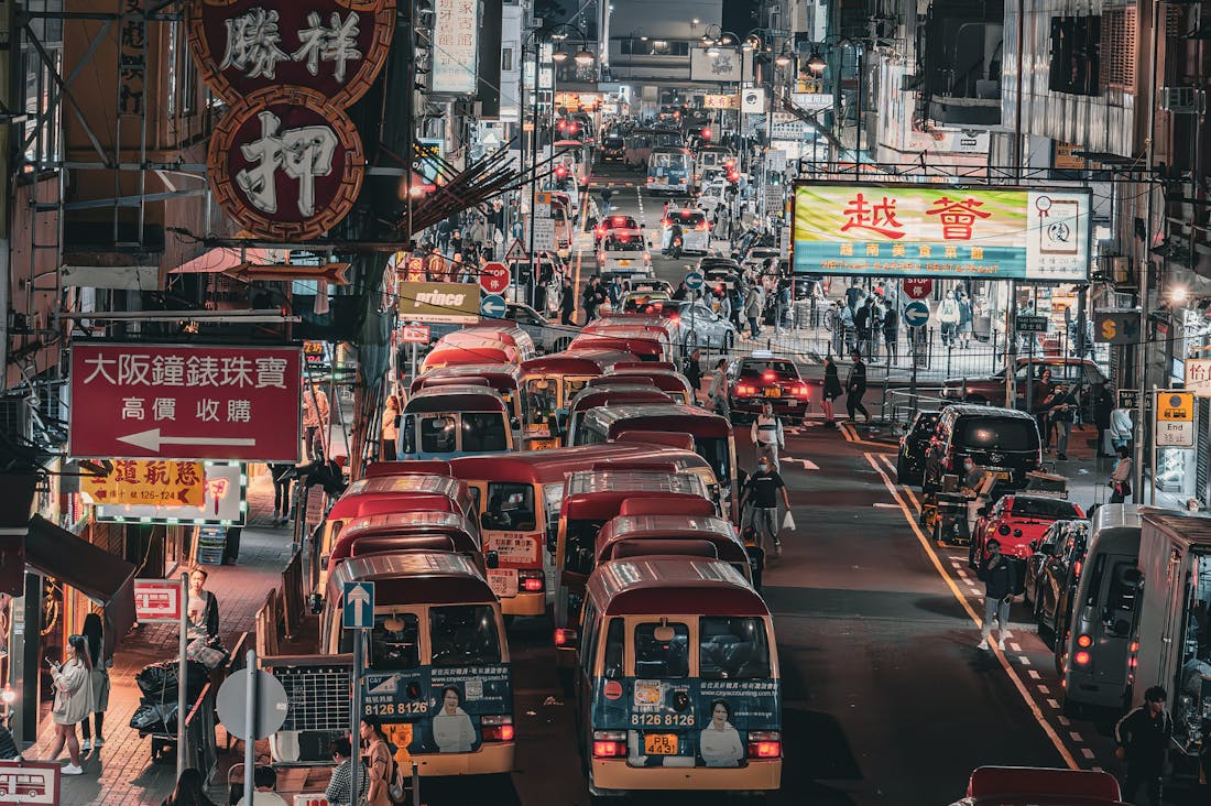 Navigating the Future: How Electric Vehicles Are Reshaping the Auto Industry Image 1