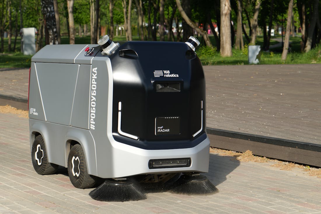 Navigating the Future of Automotive Innovations: What to Expect in Electric Vehicles, Autonomous Driving, and Safety Technology Image 2