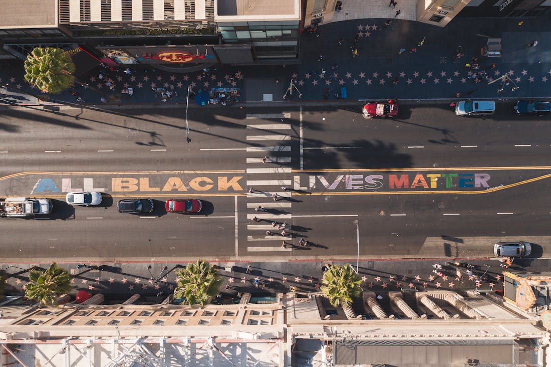 Navigating the Future of Autonomy: The Rise of Self-Driving Cars Image 2