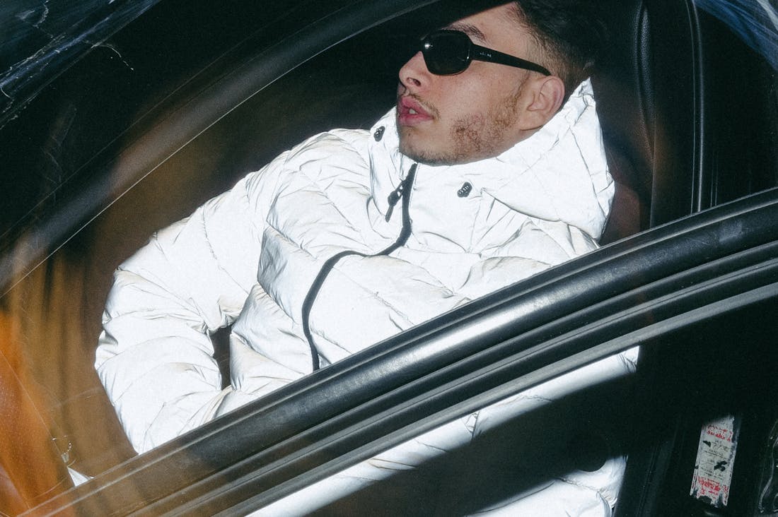 Navigating the Future of Electric Vehicles: Opportunities and Challenges Ahead Image 3