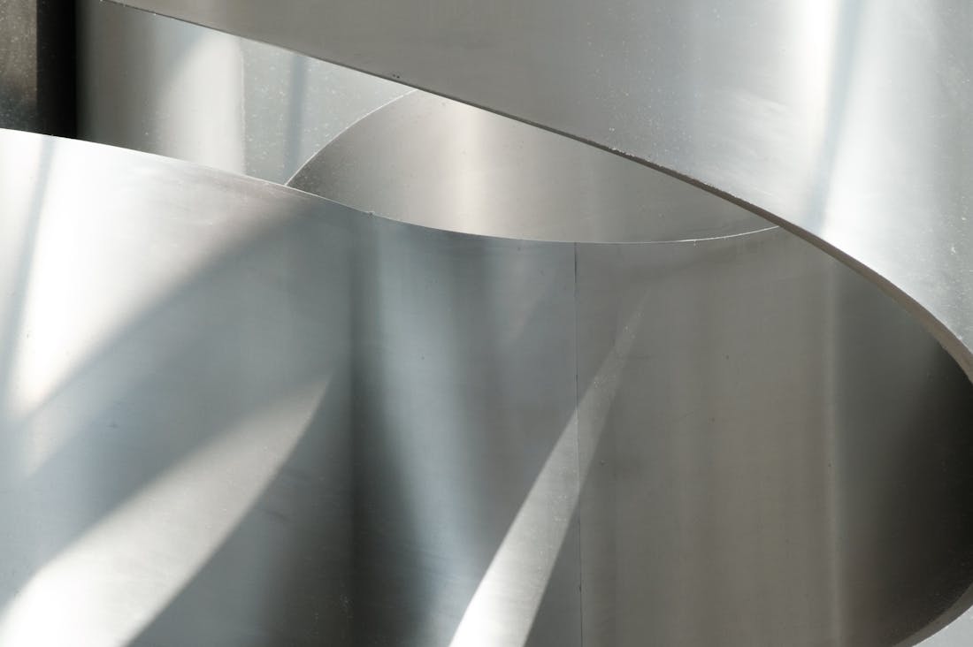 Navigating the Future of Tech: Innovations and Impacts on Daily Life Image 2