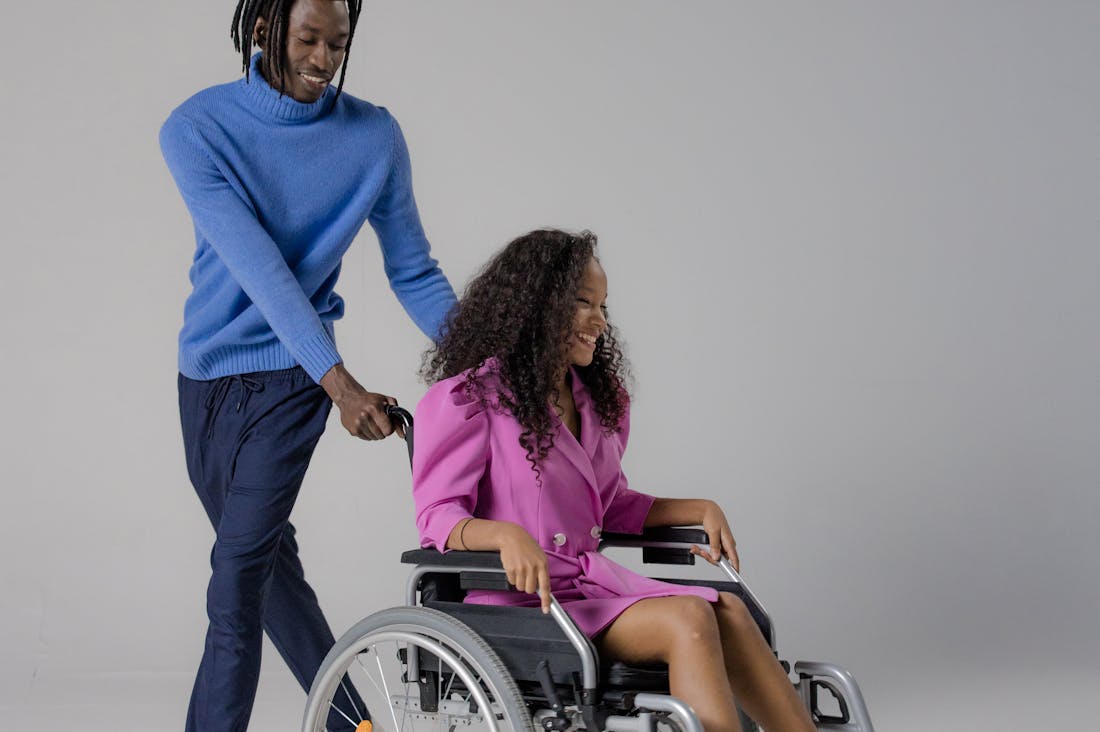 Navigating the Intersection of Health and Technology: How Innovations Are Transforming Our Well-Being Image 2