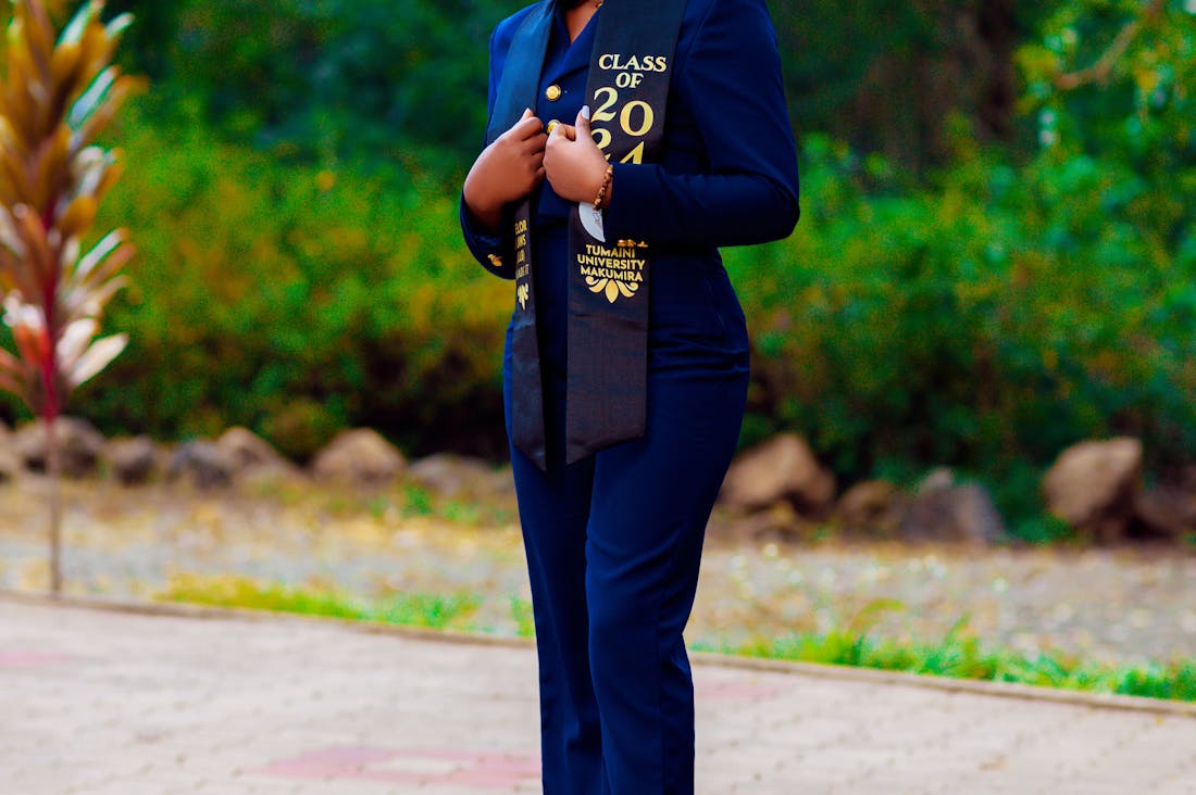 Navigating the Modern Workplace for Career Advancement Image 3