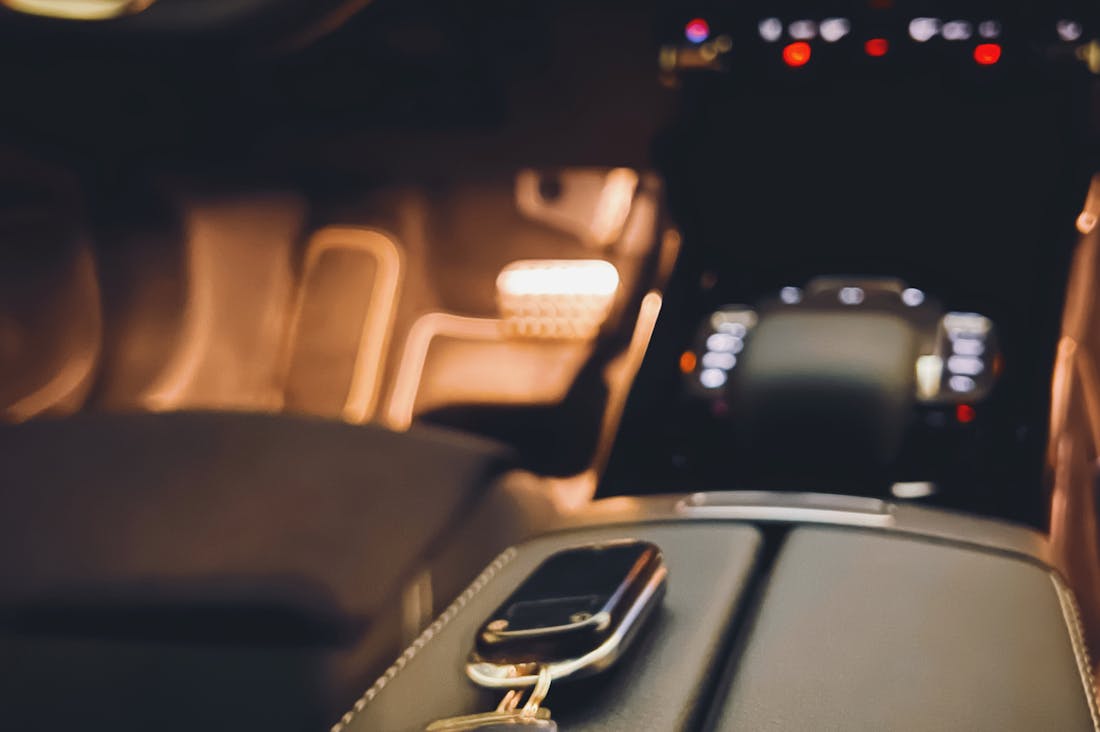 Navigating the New Age of Electric Vehicles: A Comprehensive Guide to Sustainable Driving and Future Innovations Image 2