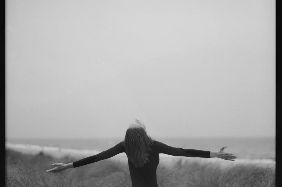 Navigating the World of Freelancing: Balancing Financial Security and Personal Freedom Image 3