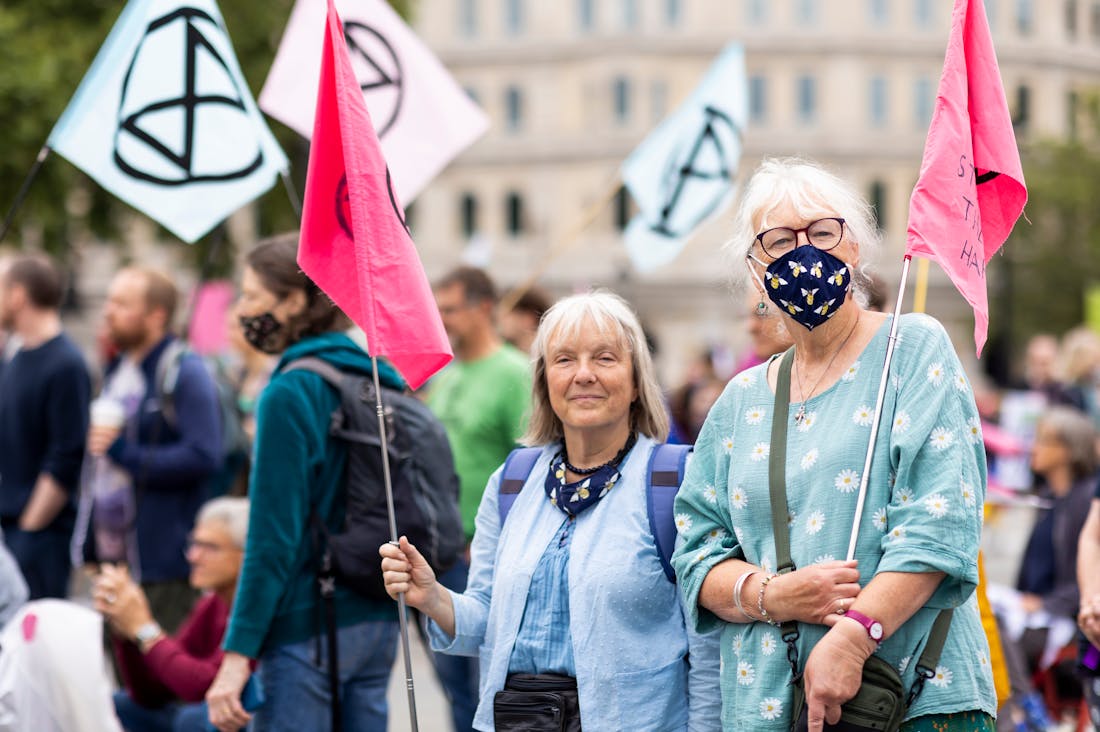 Practical Insights for Achieving Sustainable Living Goals Image 3