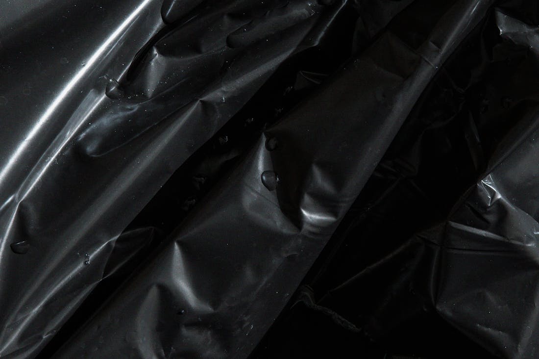 Practical Tips for Saving Money While Living Sustainably Image 2