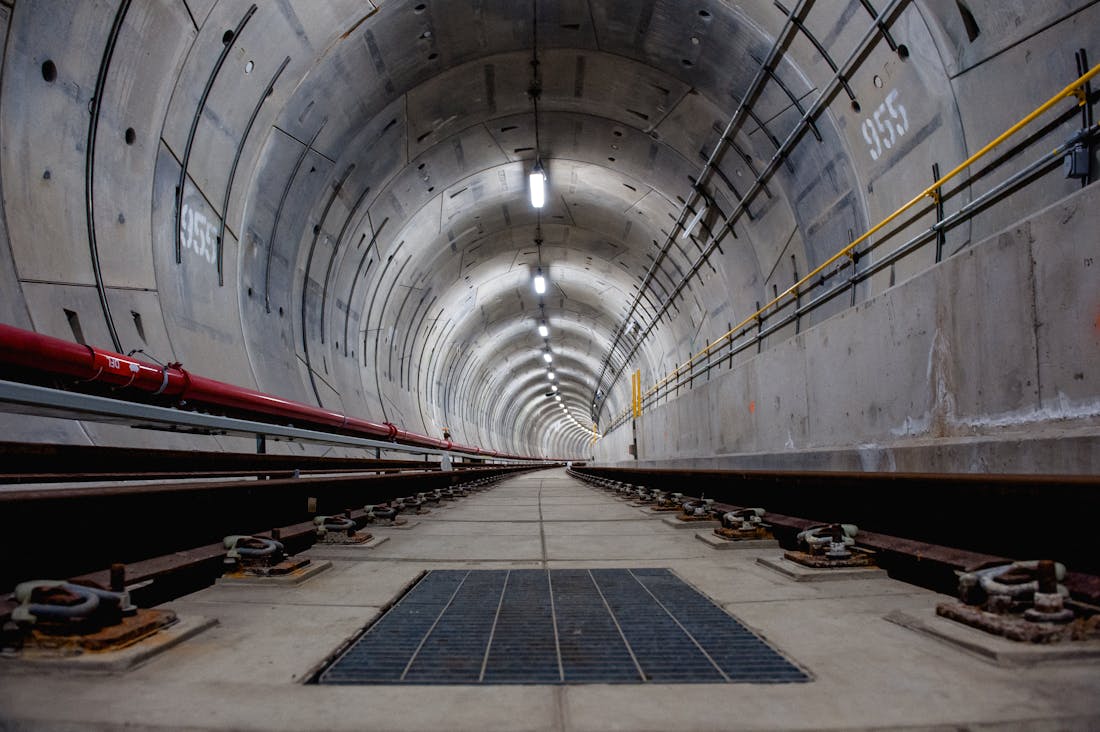 Reimagining Urban Living: How Sustainable Transportation is Transforming City Life Image 1