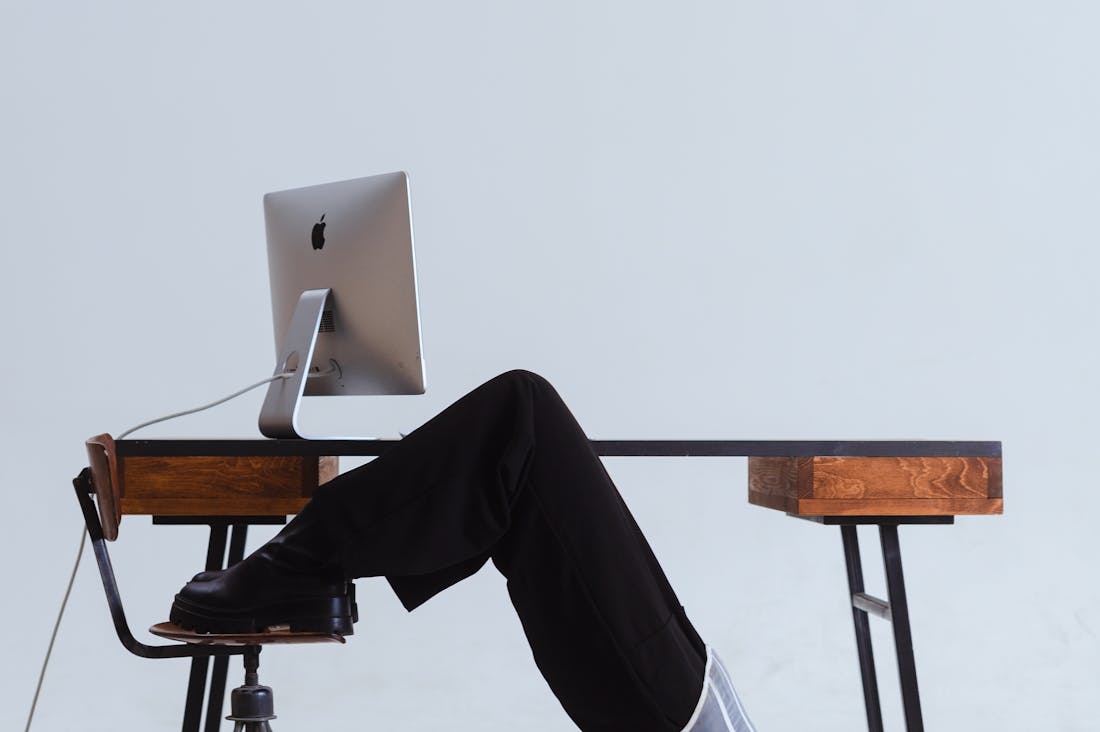 Reimagining Work-Life Balance: Embracing Flexibility in the Hybrid Work Era Image 2