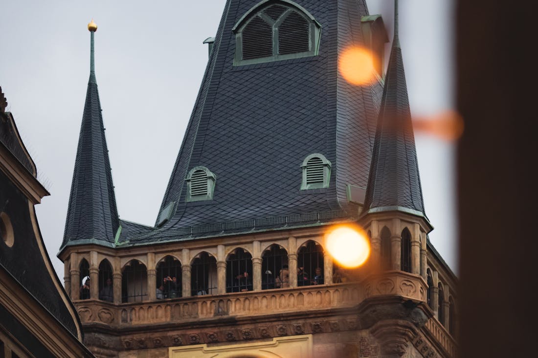 Revamping Your Finances: Innovative Approaches to Financial Management in a Changing Economy Image 3