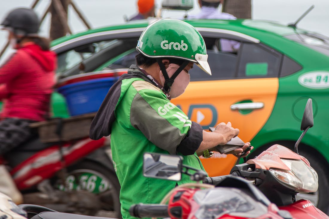 Revving Up Your Road Trip Experience: Finding the Best Mix of Tech, Lifestyle, and Auto Image 3