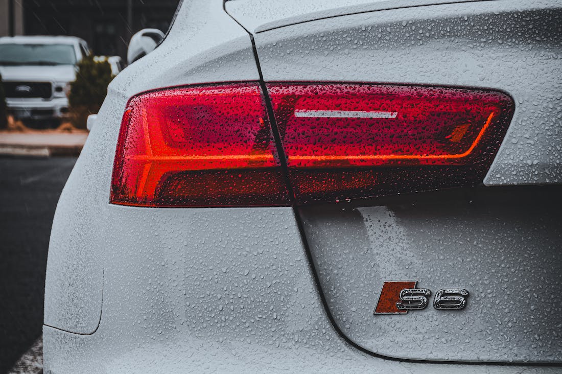 Revving Up Your Wellness: The Intersection of Auto, Tech, and Health Lifestyle Choices Image 2