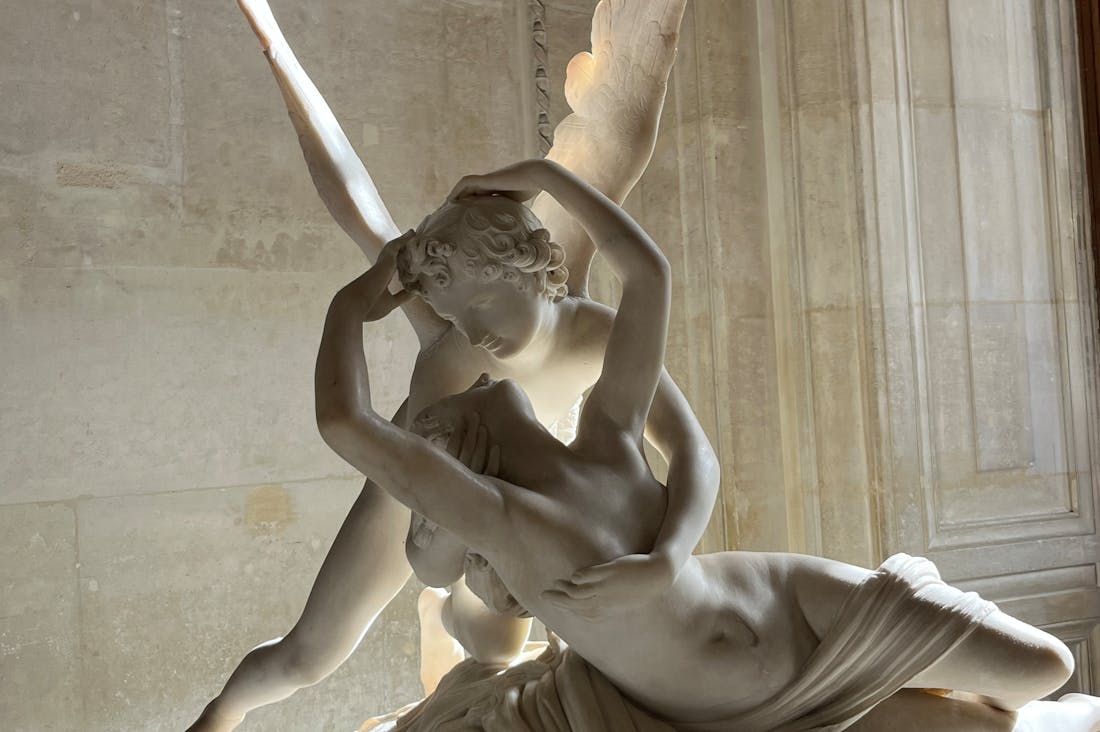 Savvy Strategies for Maximizing Travel Experiences Image 3