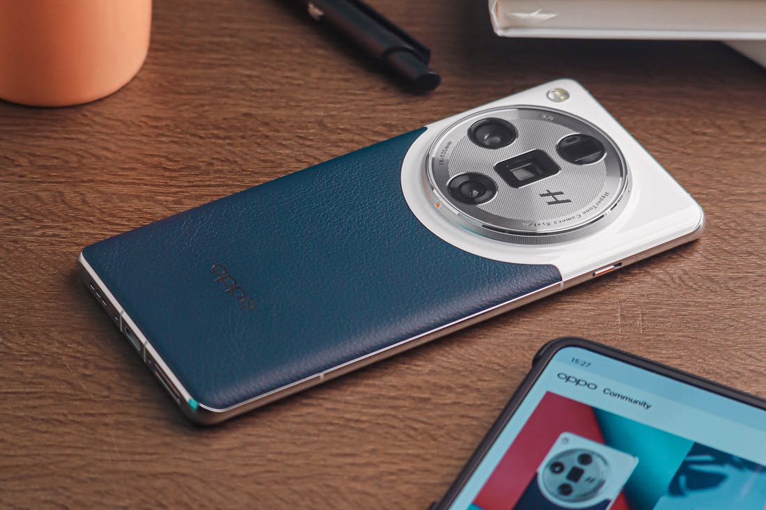 Smart Automotive Choices: Enhancing Your Driving Experience with Technology Image 1