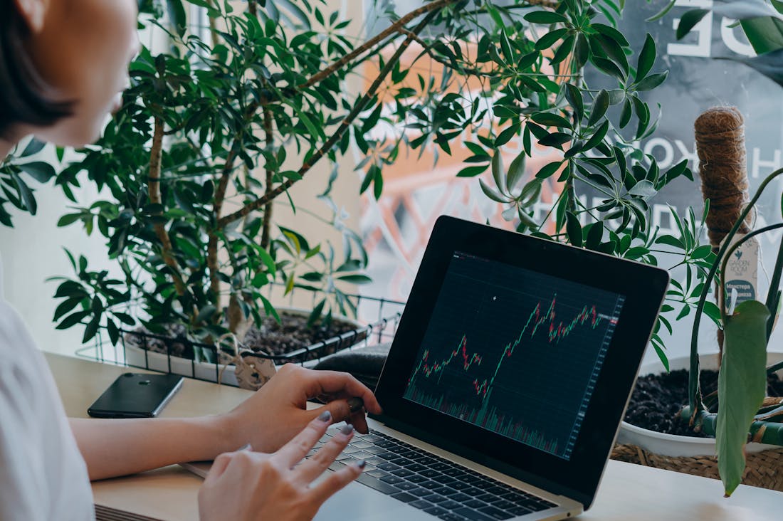 Smart Investment Strategies for Building Wealth in Today's Economy Image 2