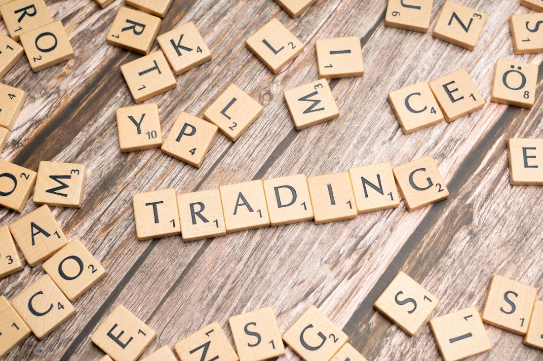 Smart Spending: How to Manage Your Finances Effectively in a Changing Economy Image 1