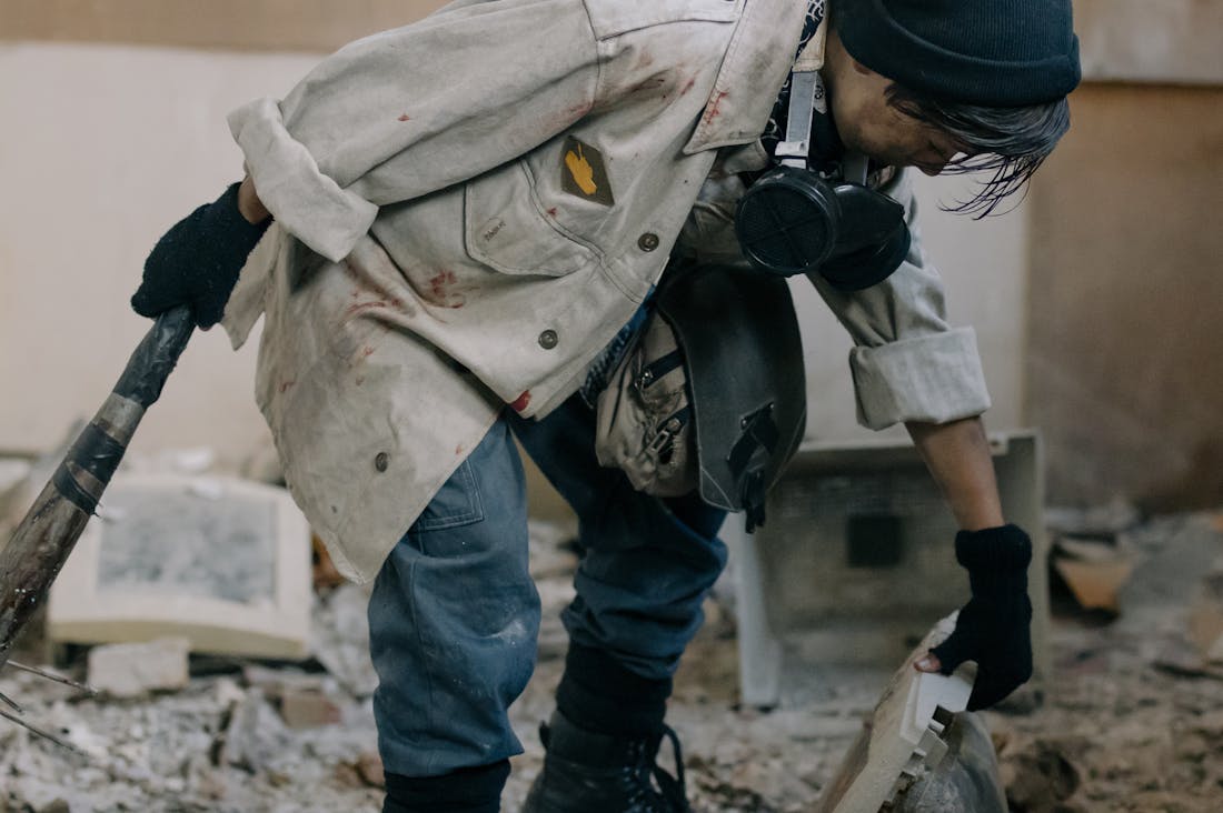 Strategies for Effective Budgeting and Saving in Modern Times Image 3