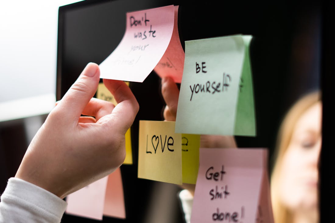 Strategies for Maintaining Health and Wellness During Busy Workdays Image 2