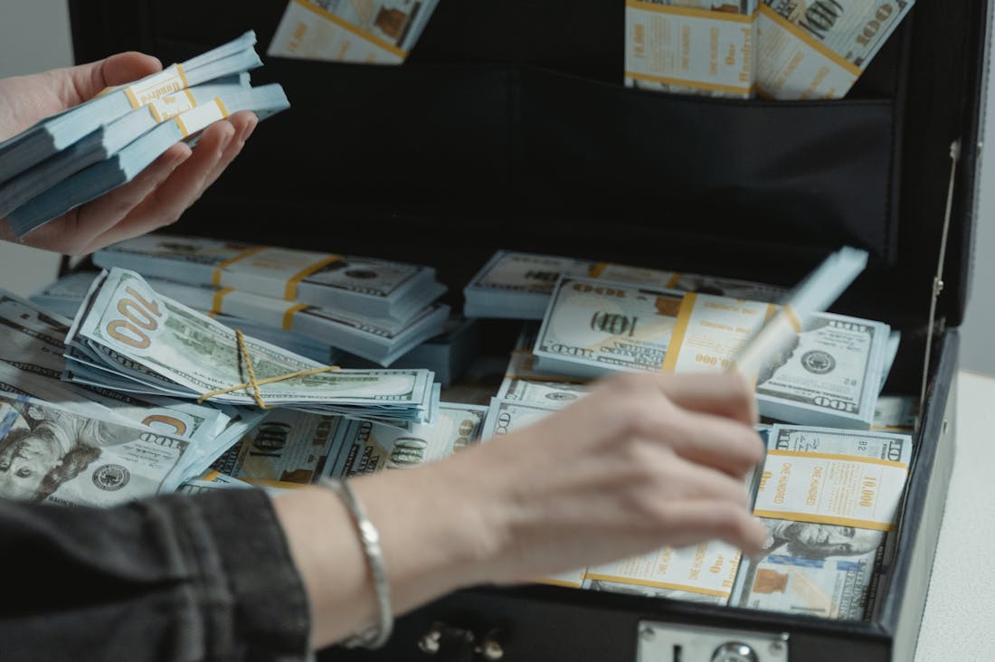 Strategies to Build Wealth and Achieve Financial Independence Image 2