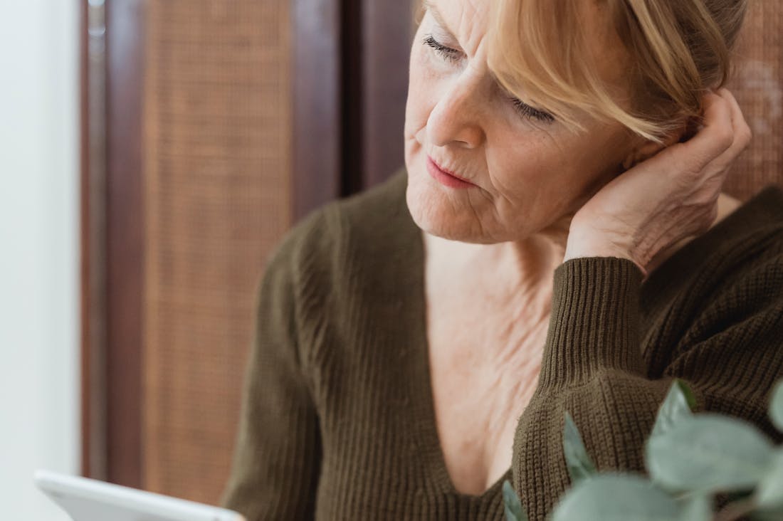 Streamlining Personal Tech: Essential Gadgets for a Simplified Life Image 2