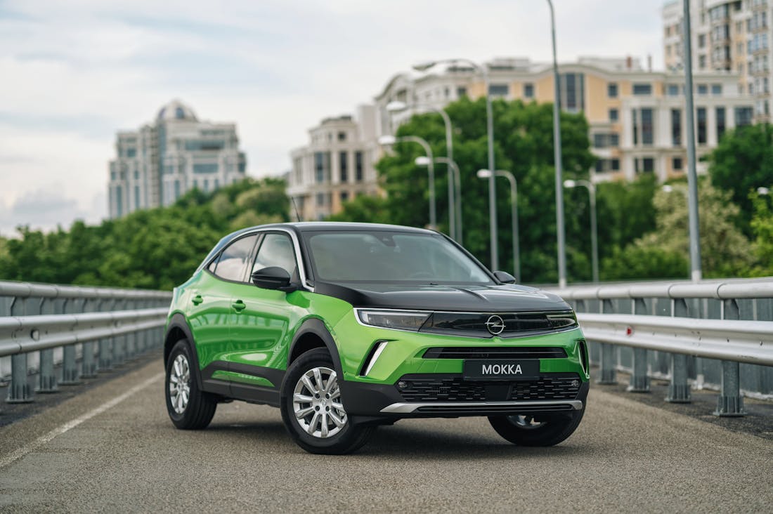 Sustainable Driving: How Electric Vehicles Are Changing Our Approach to Eco-Friendly Travel Image 3