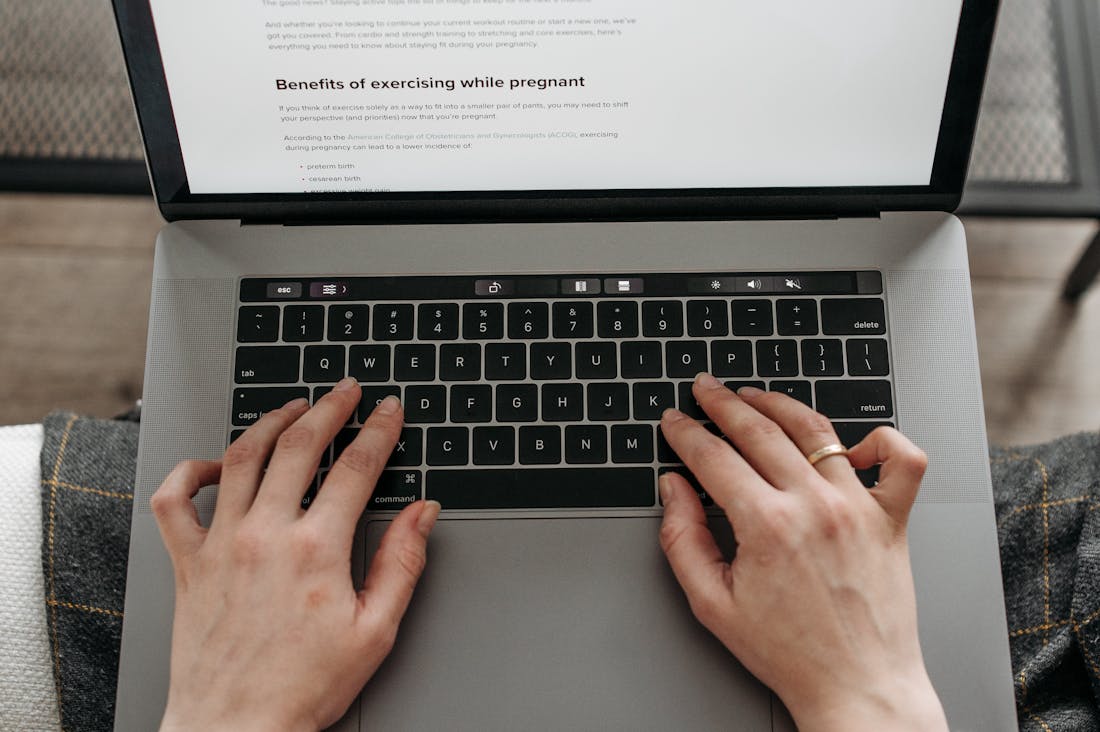 Tech for Everyday Life: Enhancing Productivity, Wellness, and Connectivity in a Digital World Image 2