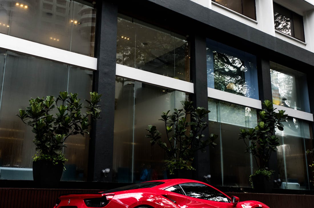 Tech Innovations in Auto: How Contemporary Technologies Are Revolutionizing the Driving Experience Image 1