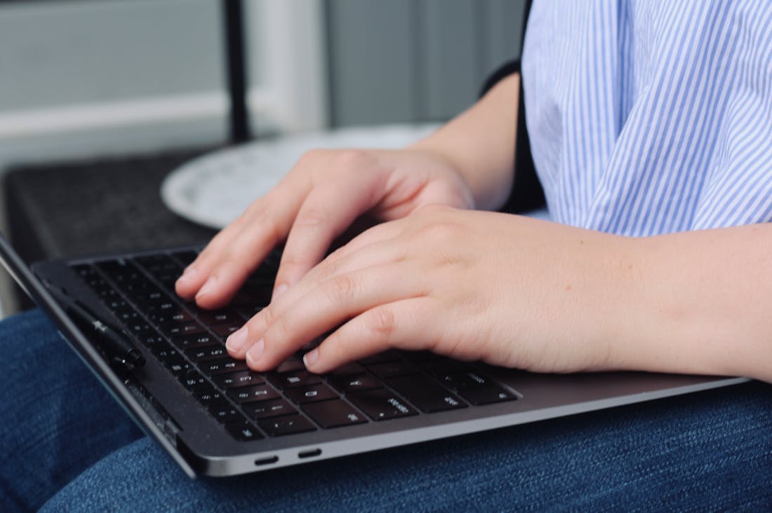 Tech Innovations Reshaping Daily Life: How Gadgets Transform Homes and Workspaces Image 2