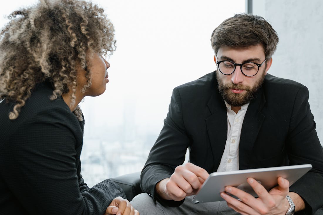 Tech Innovations Shaping Future Workspaces for Greater Efficiency