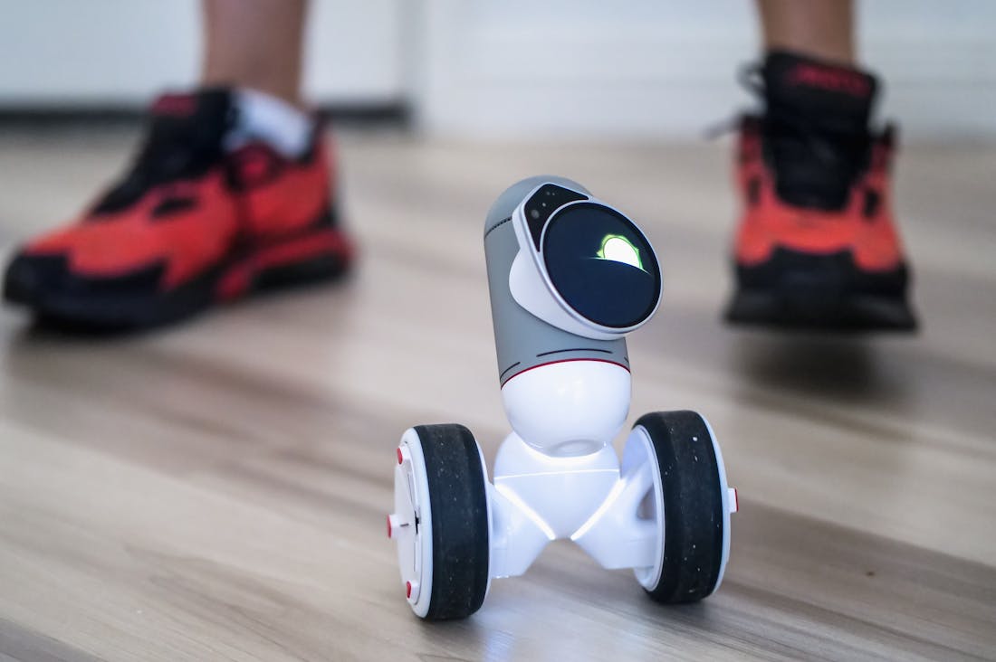 Tech Innovations Transforming Everyday Living in 2023 Image 3