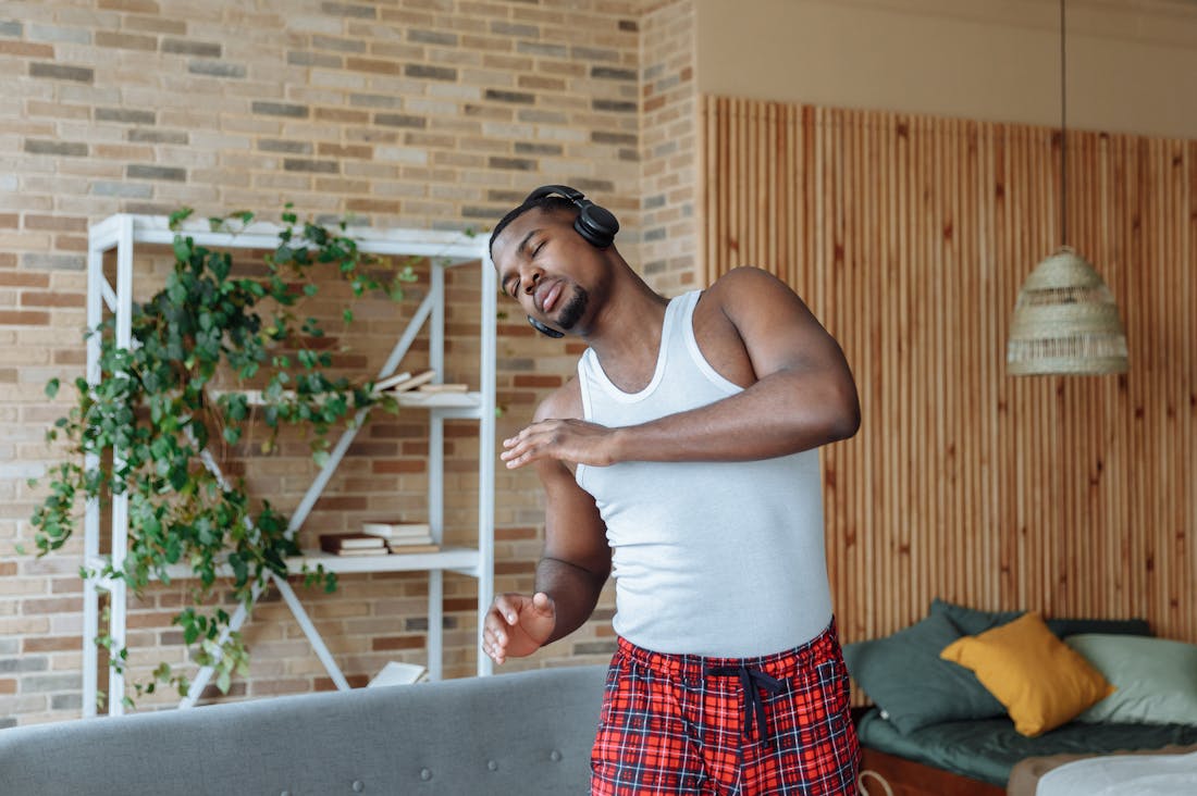 Tech Innovations Transforming Our Daily Lives: From Smart Homes to Wearable Gadgets Image 3