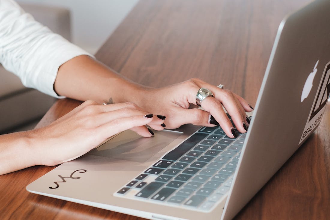 Tech-Savvy Living: Integrating Smart Home Devices for Enhanced Comfort and Efficiency Image 2