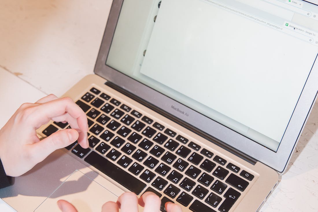 Tech Trends Reshaping Home Offices in the Modern Era Image 1