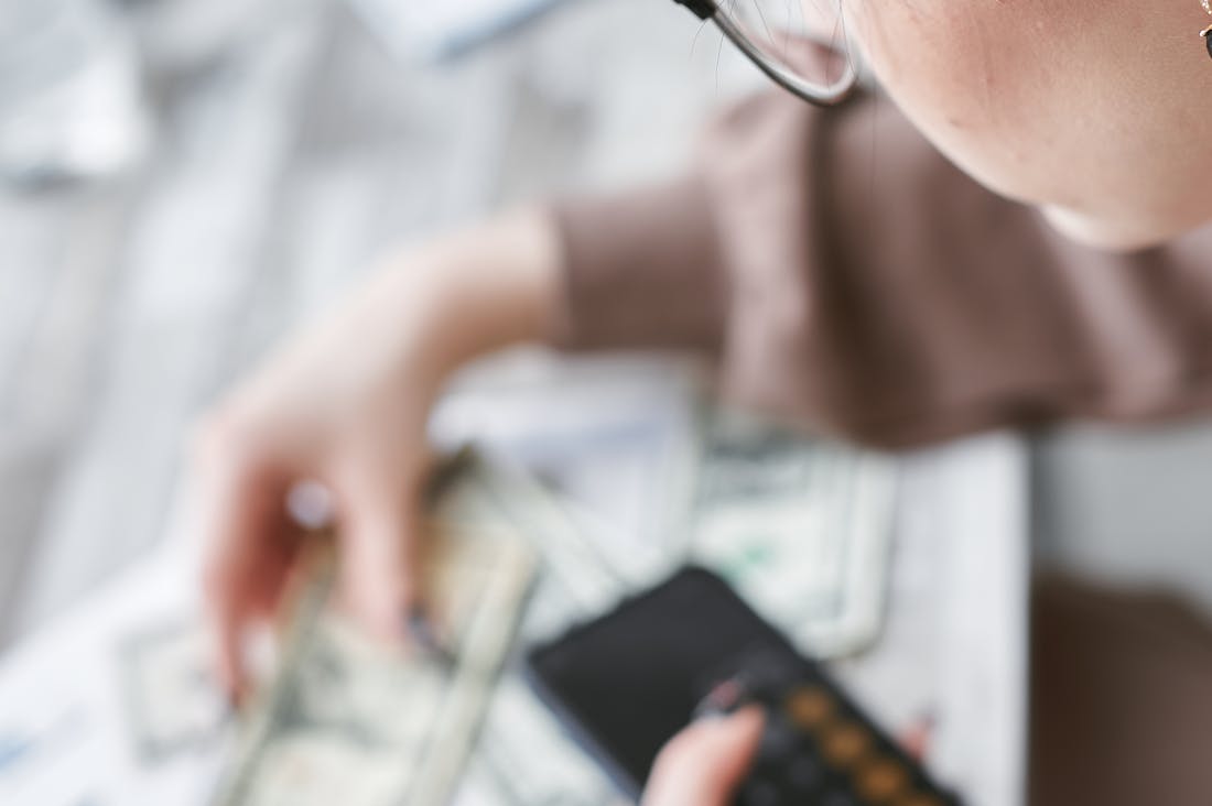 Tech Trends Revolutionizing Personal Finance Management and Investment Image 1