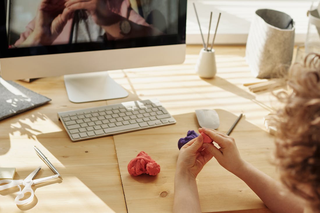 Tech Trends Shaping Personal Development in Today's World Image 2