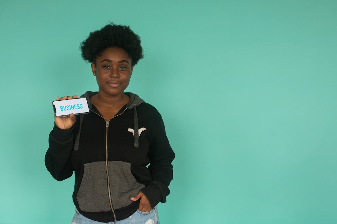 Tech Trends Shaping the Future: Understanding Innovations in Communication, Healthcare, and Transportation Image 1