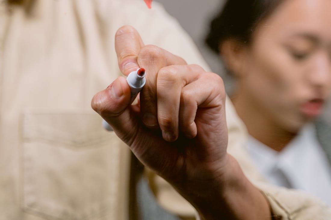 Technological Trends Influencing Modern Workspaces and Productivity Image 2