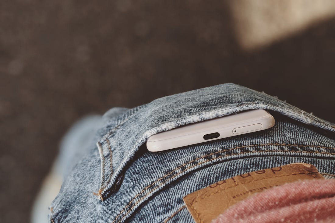 Technology Trends Shaping Modern Living: Embracing Innovative Solutions for Daily Life