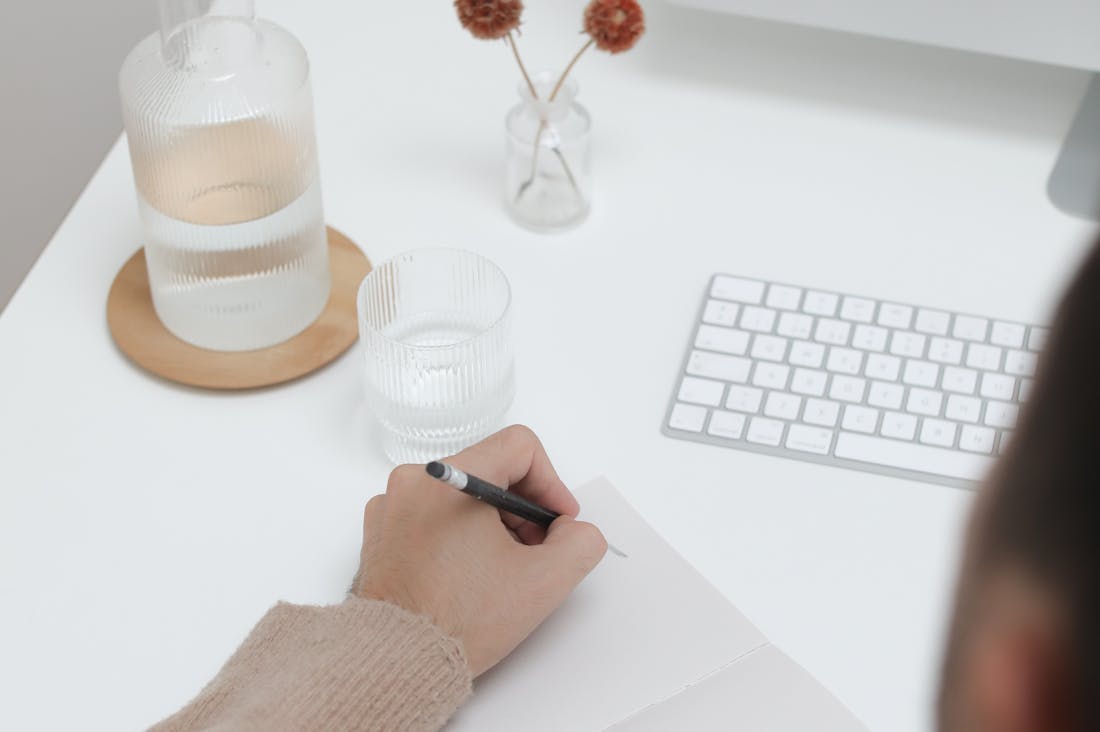 Technology Trends Shaping Our Lives: How Innovations Are Influencing Our Daily Routines and Future Image 1