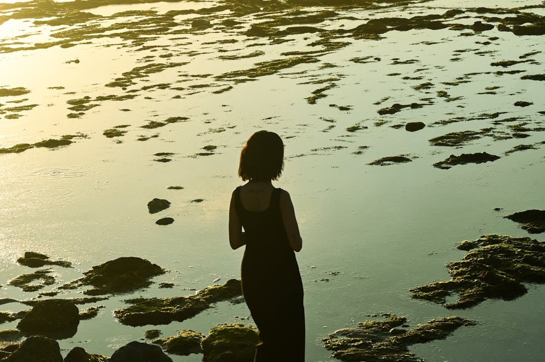 The Art of Mindful Living: Achieving Balance in a Chaotic World Image 3